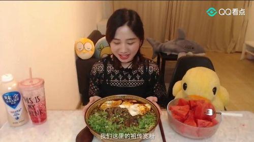 吃瓜出道日,揭秘娱乐圈的“瓜田”传奇